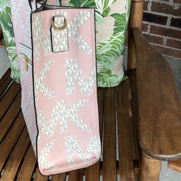 💕Authentic Michael Kors Kenly tote bag with strap - Picture 4 of 12